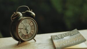 Read more about the article How long does it take to learn the piano?